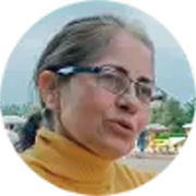 Liliana Estupiñán, Mamá estudiante 8th